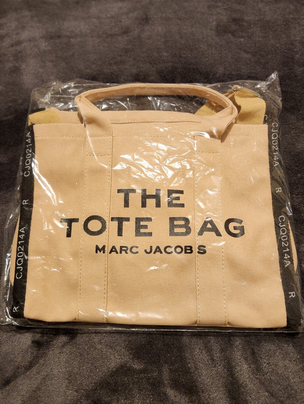 NEW Marc Jacobs Beige Canvas 'The Tote Bag' with Black Logo